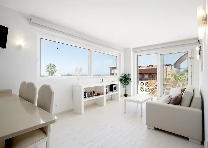 Contemporary Flat A Few Steps From The #1944 Appartement *