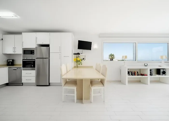 Contemporary Flat A Few Steps From The #1944 Appartement Lagos