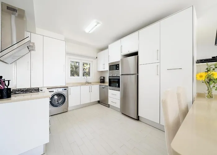 Contemporary Flat A Few Steps From The #1944 *