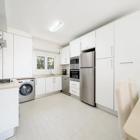 Contemporary Flat A Few Steps From The #1944 *