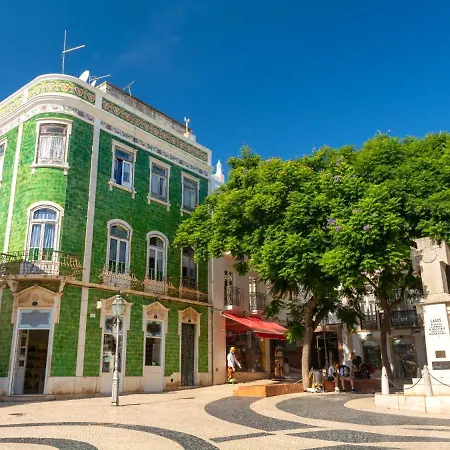 Contemporary Flat A Few Steps From The #1944 Apartamento